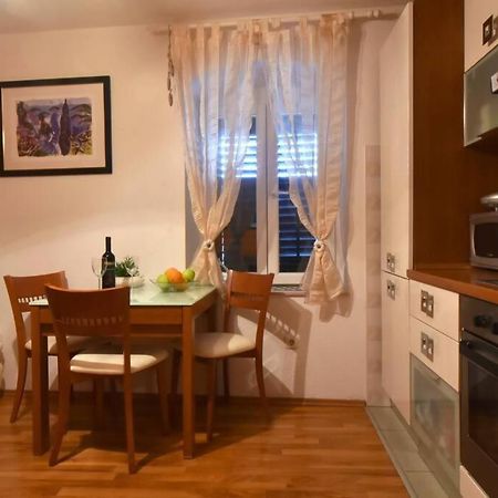Cozy, Adorable Apartment Elizabeta Spalato Esterno foto