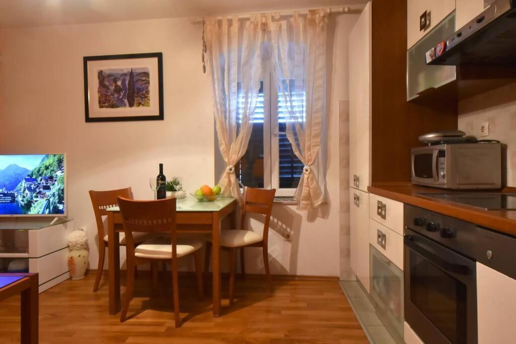 Cozy, Adorable Apartment Elizabeta Spalato Esterno foto