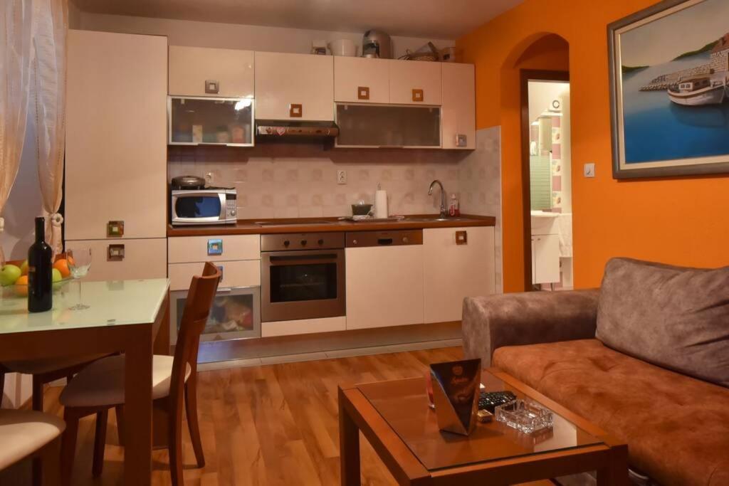 Cozy, Adorable Apartment Elizabeta Spalato Esterno foto